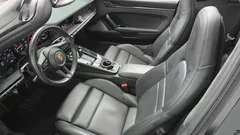 2023 Porsche 911 Targa 4 GTS, чёрный — фото 7