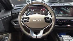2023 Kia K8 Signature — фото 14