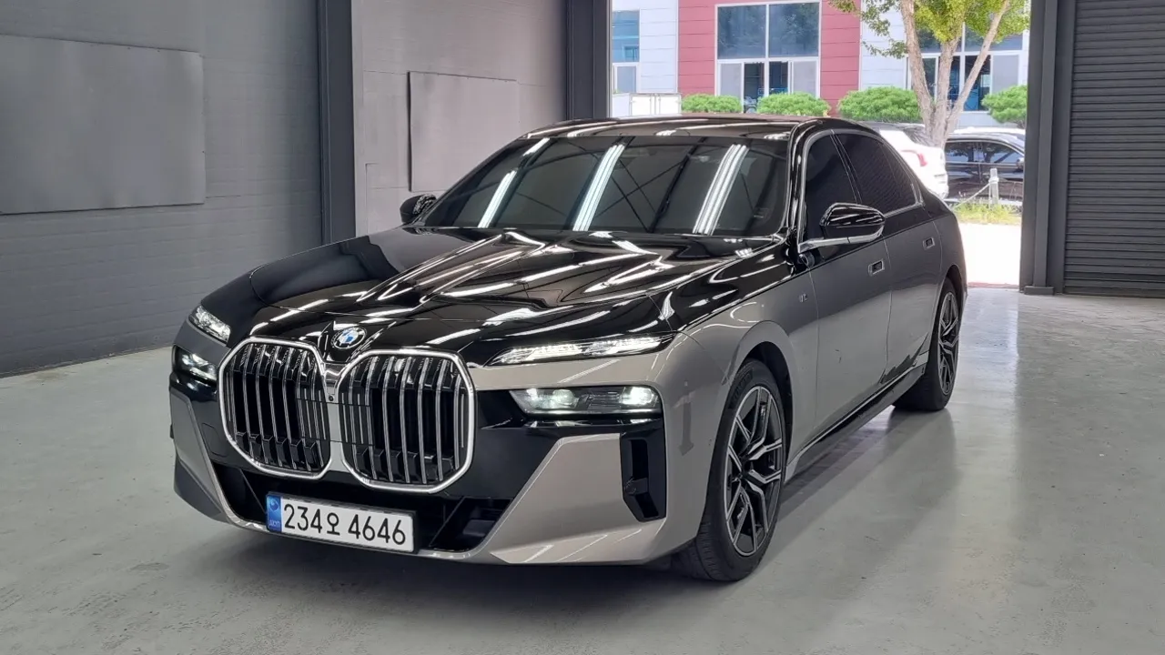 2023 BMW 7-Series 740i sDrive M Sport
