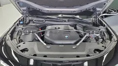 2023 BMW 7-Series 740i sDrive M Sport — фото 6
