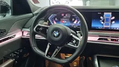 2023 BMW 7-Series 740i sDrive M Sport — фото 9