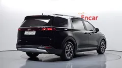2023 Kia Carnival Diesel 9-Seater Prestige — фото 2