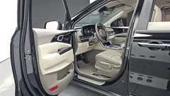 2023 Kia Carnival Diesel 9-Seater Prestige — фото 10