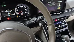 2023 Kia Carnival Diesel 9-Seater Prestige — фото 19