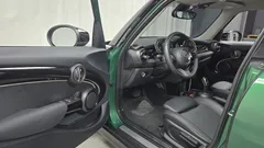 2022 Mini Cooper 5-Door Classic Plus — фото 10