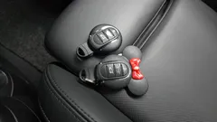 2022 Mini Cooper 5-Door Classic Plus — фото 18
