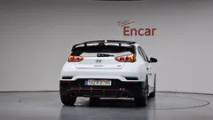 2022 Hyundai Veloster 2.0 N, белый — фото 4