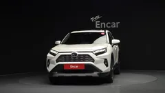 2022 Toyota RAV4 2.5 4WD Hybrid, белый — фото 3