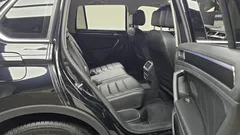 2022 Volkswagen Tiguan 2.0 TDI Premium, чёрный — фото 11