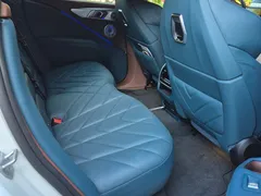 2023 BMW XM 4.4, белый — фото 6
