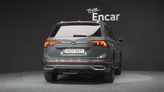 2023 Volkswagen Tiguan 2.0 TDI Premium — фото 4