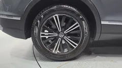 2023 Volkswagen Tiguan 2.0 TDI Premium — фото 5
