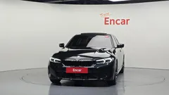 2023 BMW 3-Series 320i M Sport — фото 3