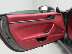 2022 Porsche 911 Carrera 4 GTS — фото 9
