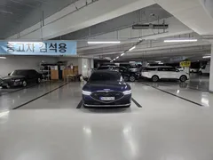 2022 Genesis G90 Gasoline 3.5 Turbo AWD — фото 1