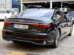 2023 Audi A8 50 TDI Quattro Premium — фото 2