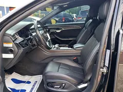 2023 Audi A8 50 TDI Quattro Premium — фото 10