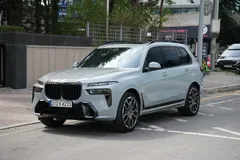 2024 BMW X7 xDrive 40i M Sport 6STR — фото 2
