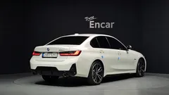 2023 BMW 3-Series 330e M Sport — фото 2