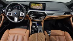 2022 BMW 5-Series 520i M Sport — фото 7