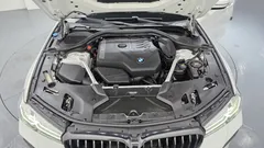 2022 BMW 5-Series 530i M Sport Package — фото 6