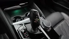 2022 BMW 5-Series 530i M Sport Package — фото 9