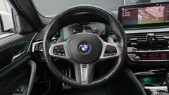 2022 BMW 5-Series 530i M Sport Package — фото 14