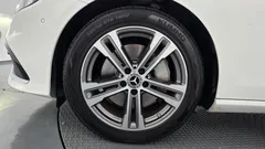 2022 Mercedes-Benz E-Class E350 4MATIC Avantgarde — фото 5