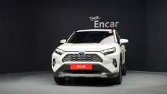 2022 Toyota RAV4 2.5 4WD Hybrid, белый — фото 3