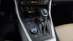 2022 Toyota RAV4 2.5 4WD Hybrid, белый — фото 9