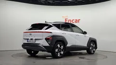 2023 Hyundai Kona Inspiration, белый — фото 2
