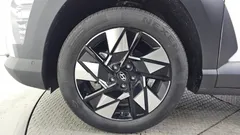 2023 Hyundai Kona Inspiration, белый — фото 5
