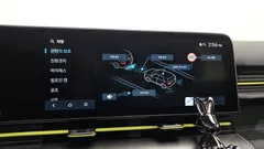 2023 Hyundai Kona Inspiration, белый — фото 16