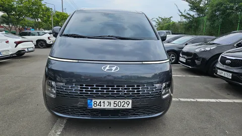 2022 Hyundai Staria Cargo 5-Seater