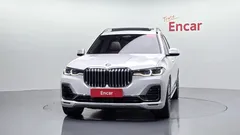2022 BMW X7 xDrive 40d Design Pure Excellence 6-Seater — фото 3