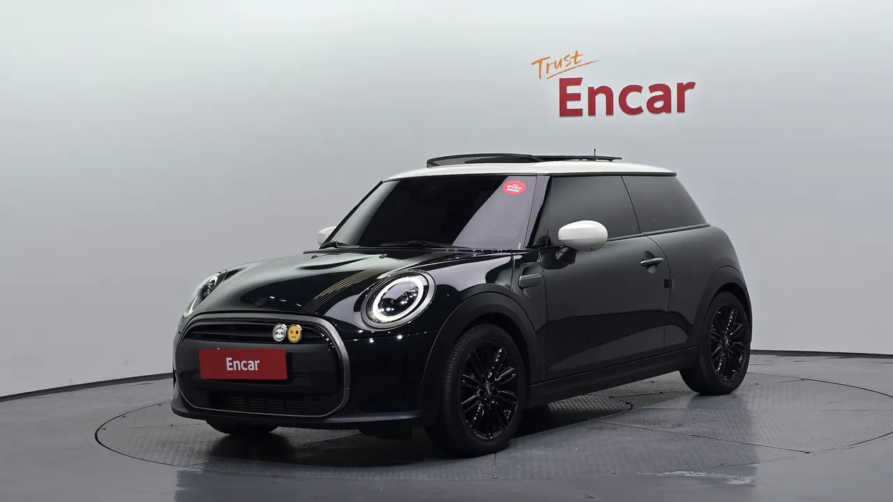 2023 Mini Cooper 3Door Resolute Edition
