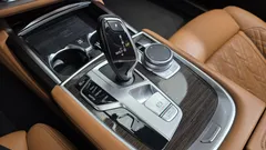 2022 BMW 7-Series 740Li xDrive Design Pure Excellence — фото 9