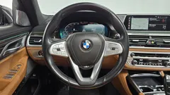 2022 BMW 7-Series 740Li xDrive Design Pure Excellence — фото 14
