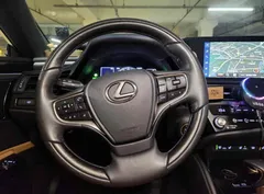 2023 Lexus ES Executive — фото 12