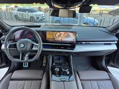 2024 BMW 5-Series 520i M Sport — фото 8