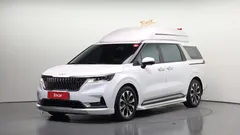 2023 Kia Carnival Diesel 9-Seater Hi-Limousine — фото 1