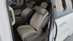 2023 Kia Carnival Diesel 9-Seater Hi-Limousine — фото 11
