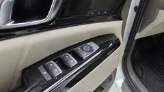 2023 Kia Carnival Diesel 9-Seater Hi-Limousine — фото 13