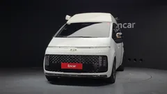 2023 Hyundai Staria 4WD Camper — фото 3