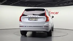 2023 Volvo XC90 B6 Ultimate Bright — фото 4