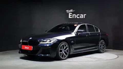 2023 BMW 5-Series 530e M Sport