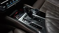 2023 BMW 5-Series 530e M Sport — фото 9