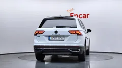 2023 Volkswagen Tiguan 2.0 TSI Prestige, белый — фото 4