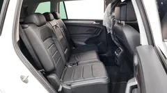 2023 Volkswagen Tiguan 2.0 TSI Prestige, белый — фото 11