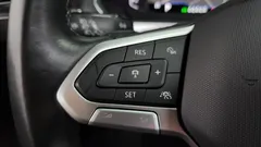 2023 Volkswagen Tiguan 2.0 TSI Prestige, белый — фото 18